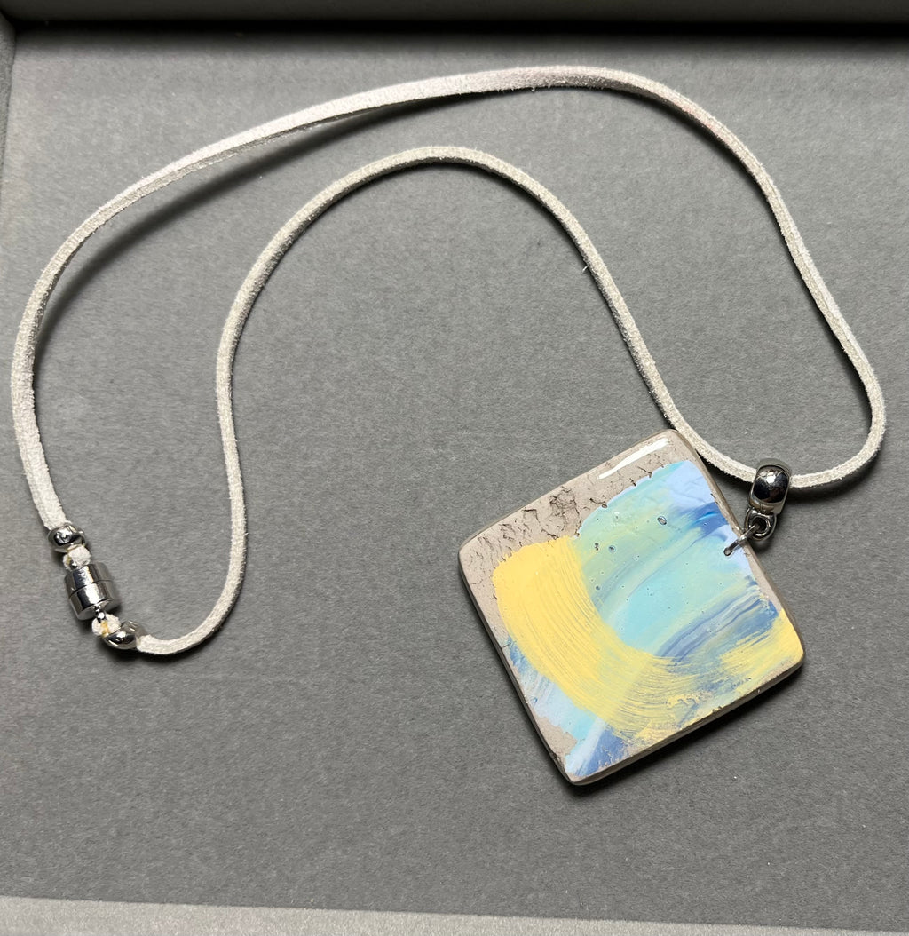 Колие Платно