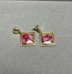 Червен мрамор