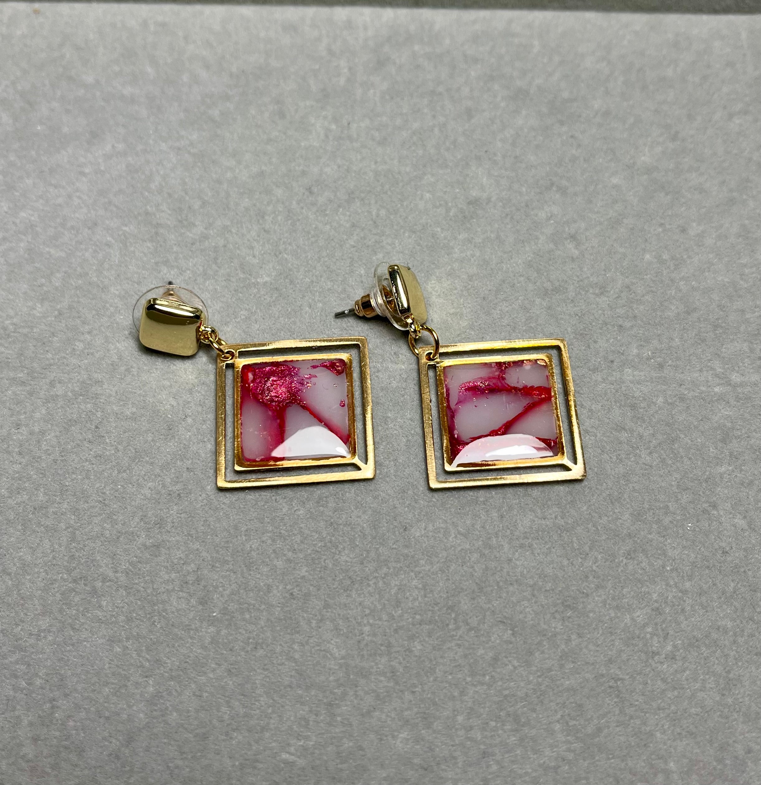 Червен мрамор