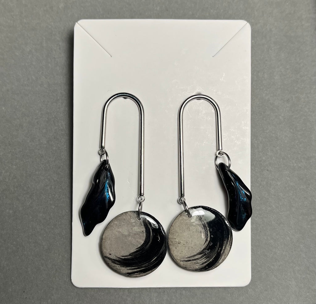 Обици Графика