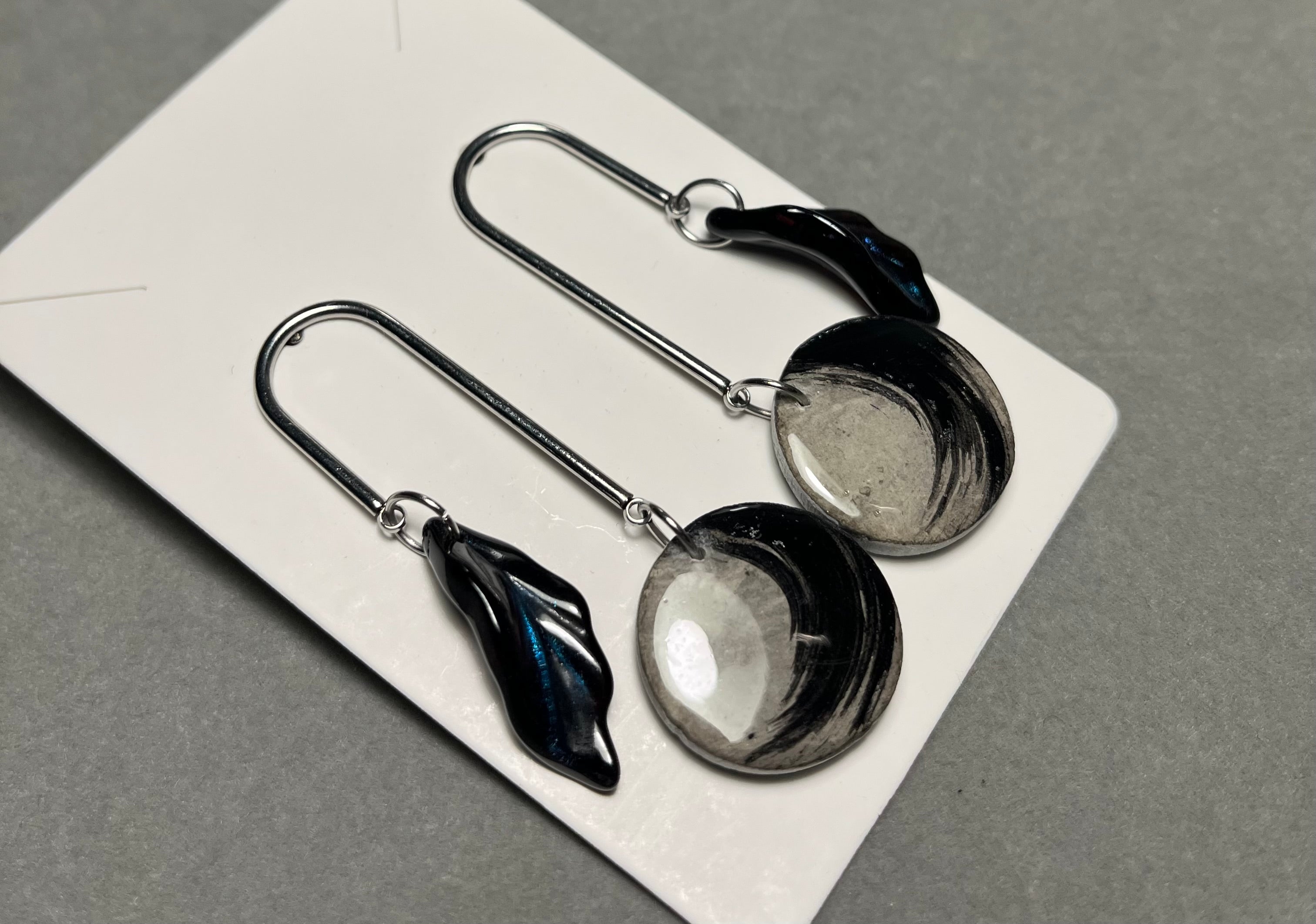 Обици Графика