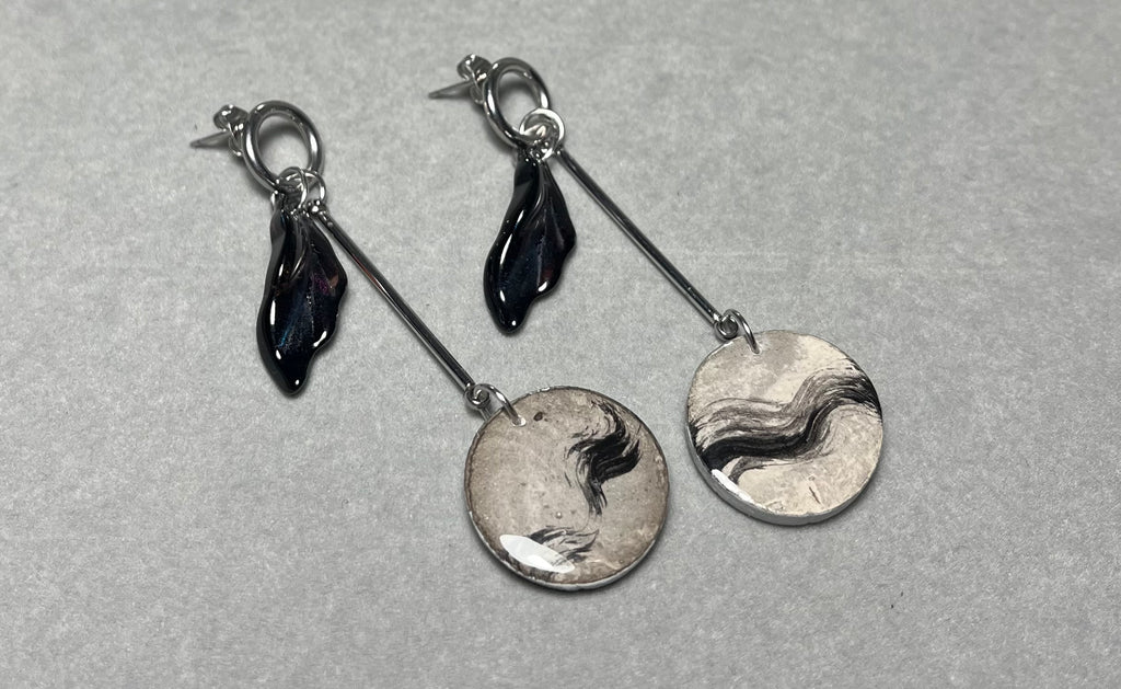 Обици Графика