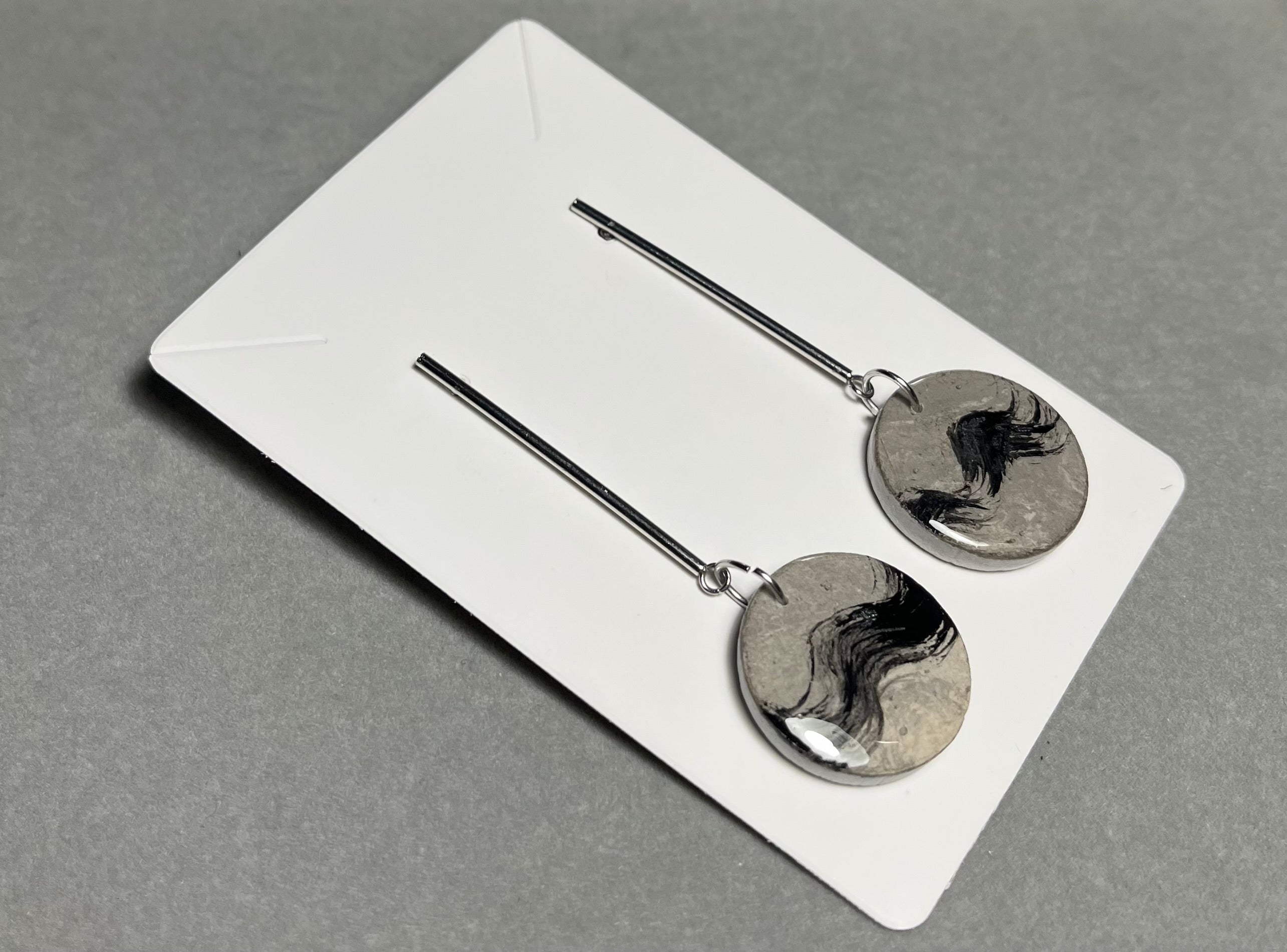 Обици Графика