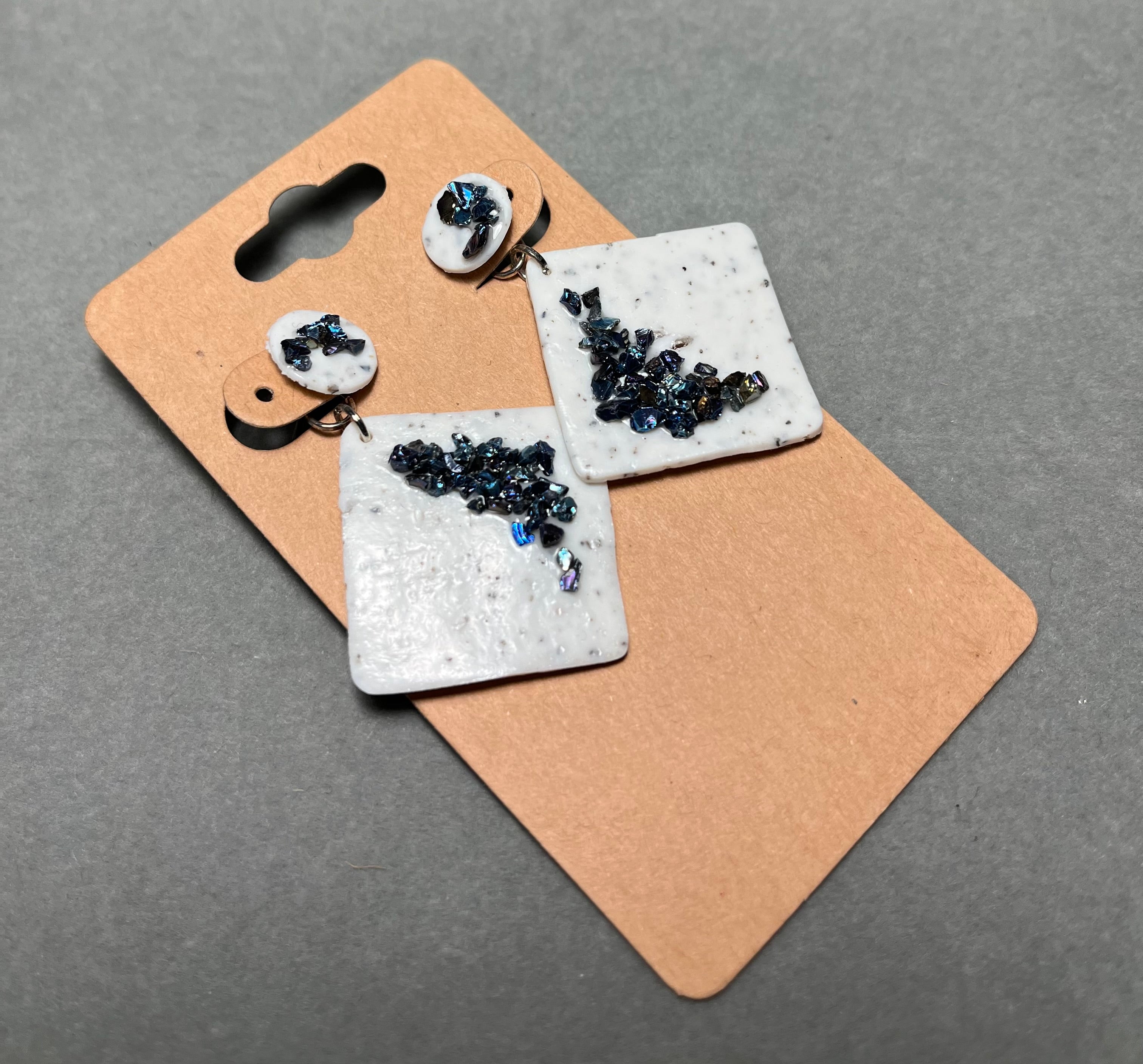 Пясък и скали