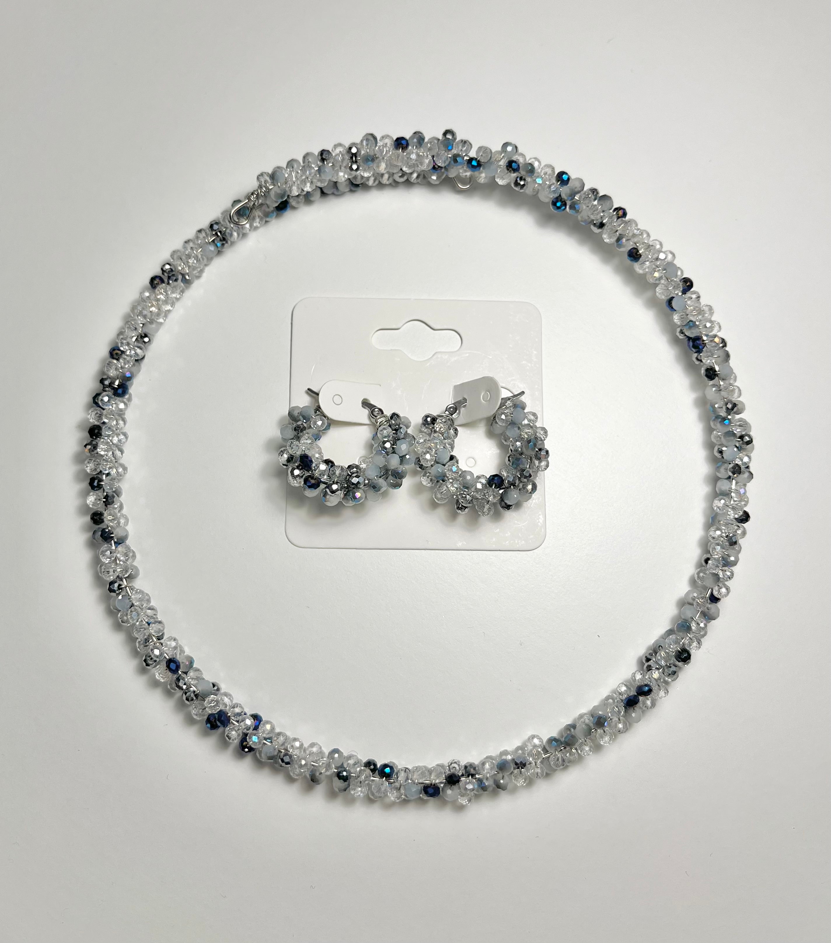 Комплект от две части