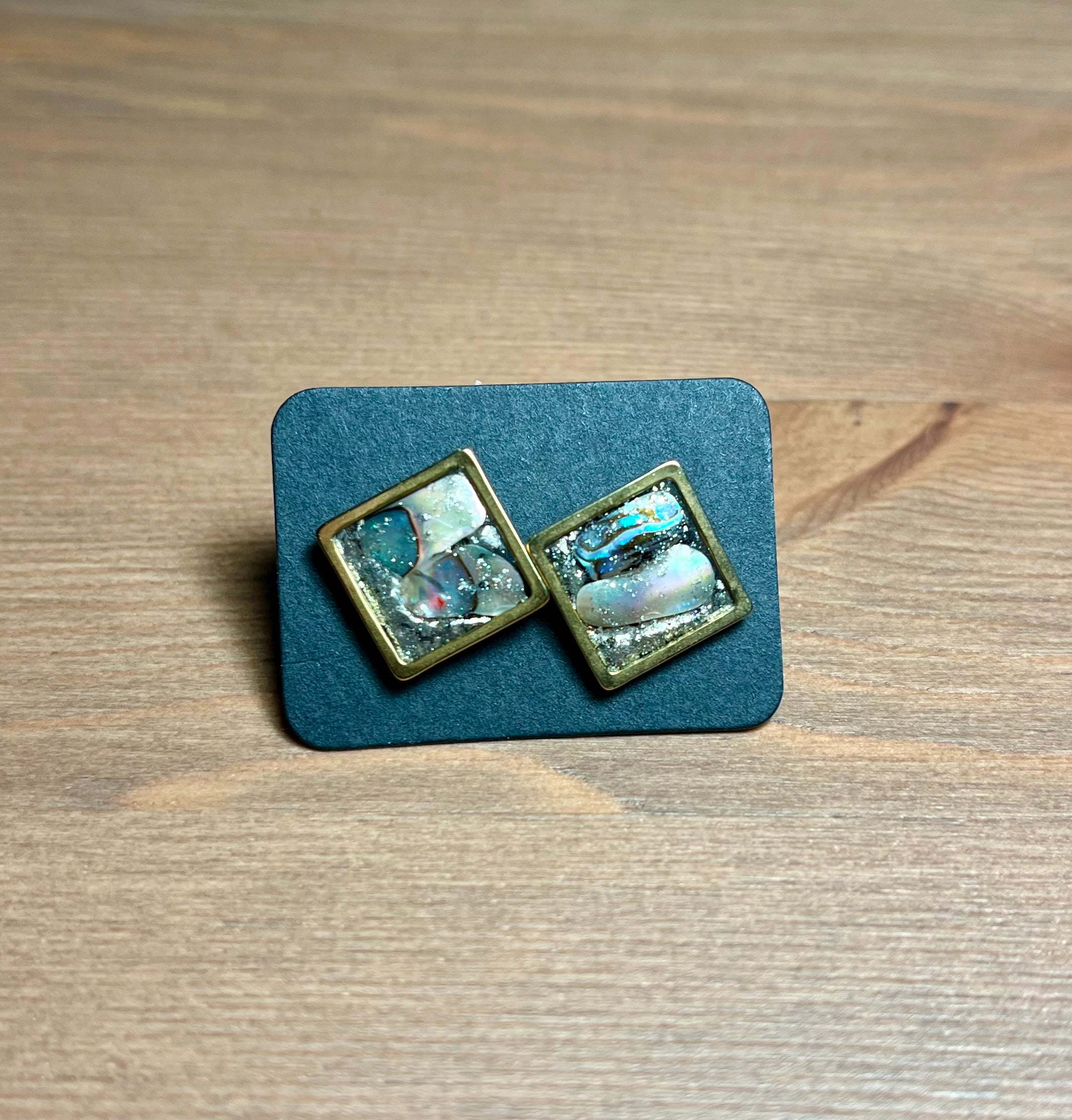 Обици на винт