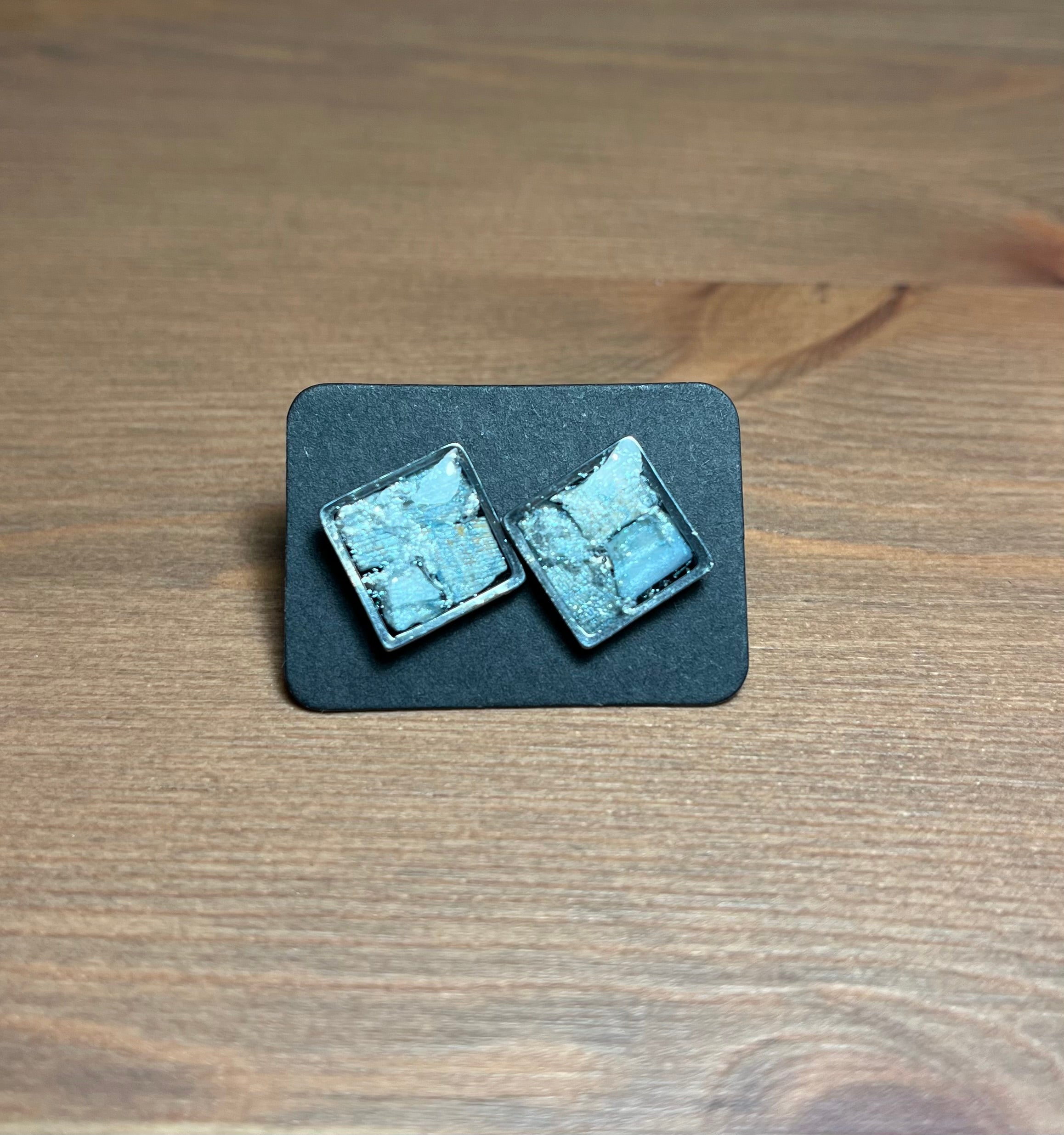 Обици на винт