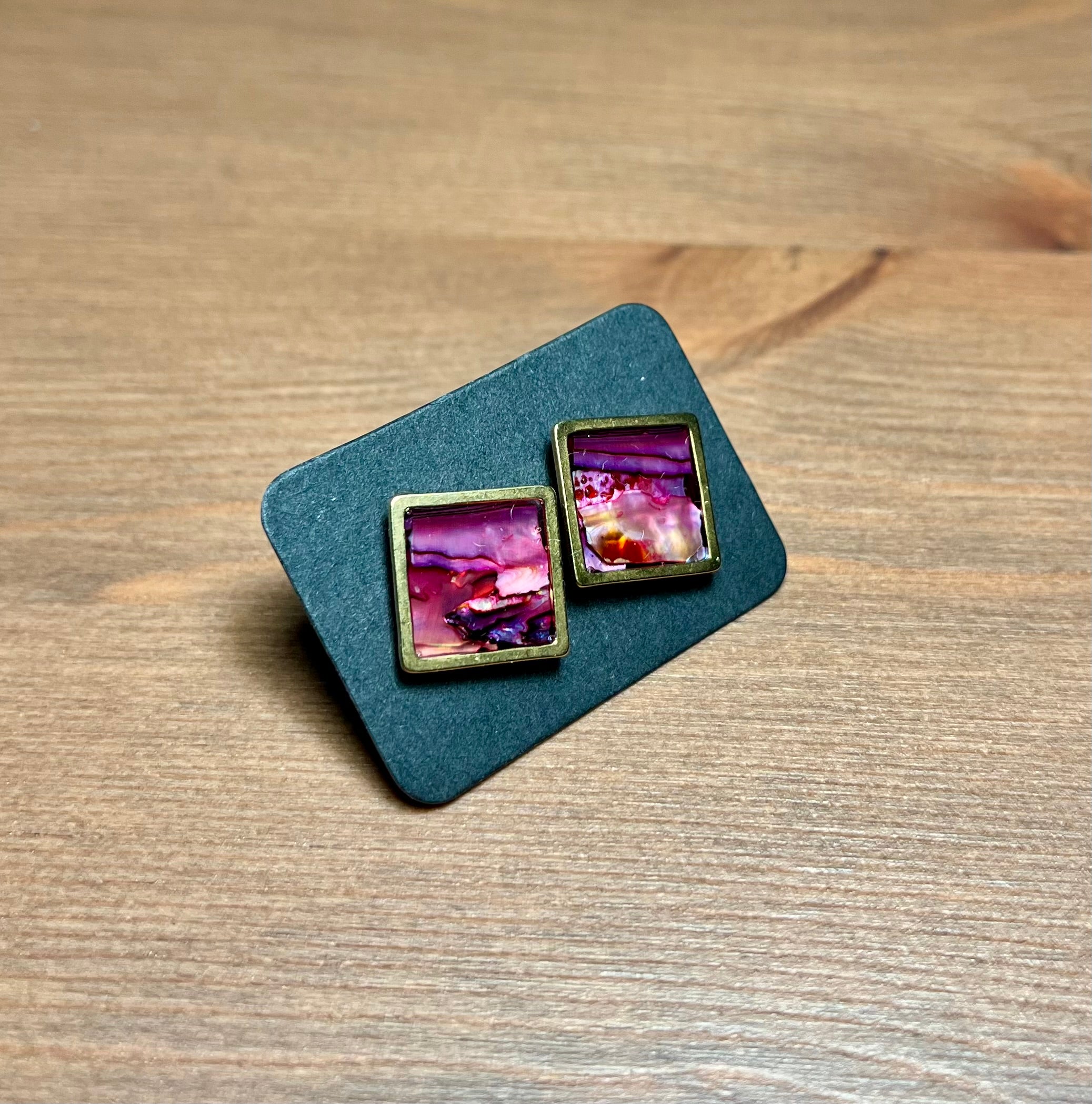 Обици на винт