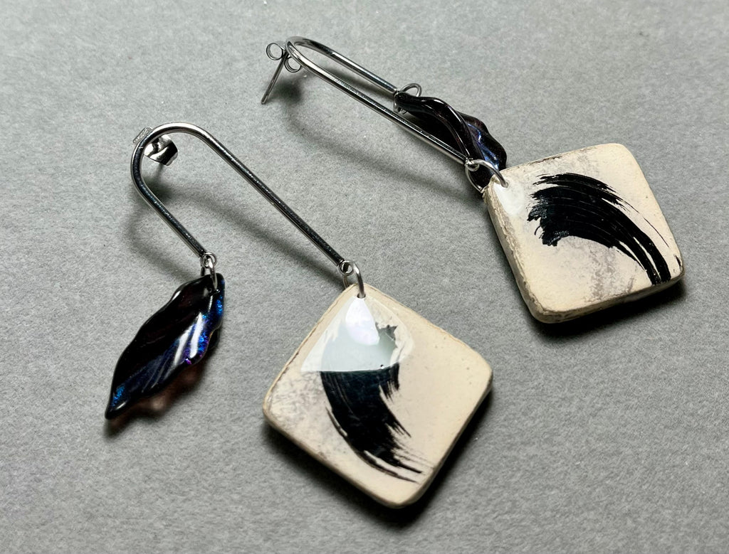 Обици Графика