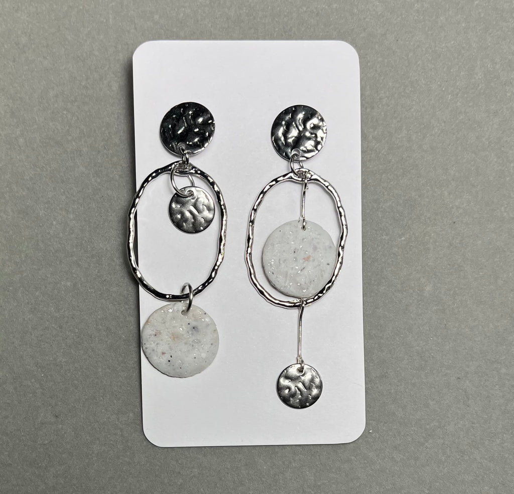 Асиметрични обици