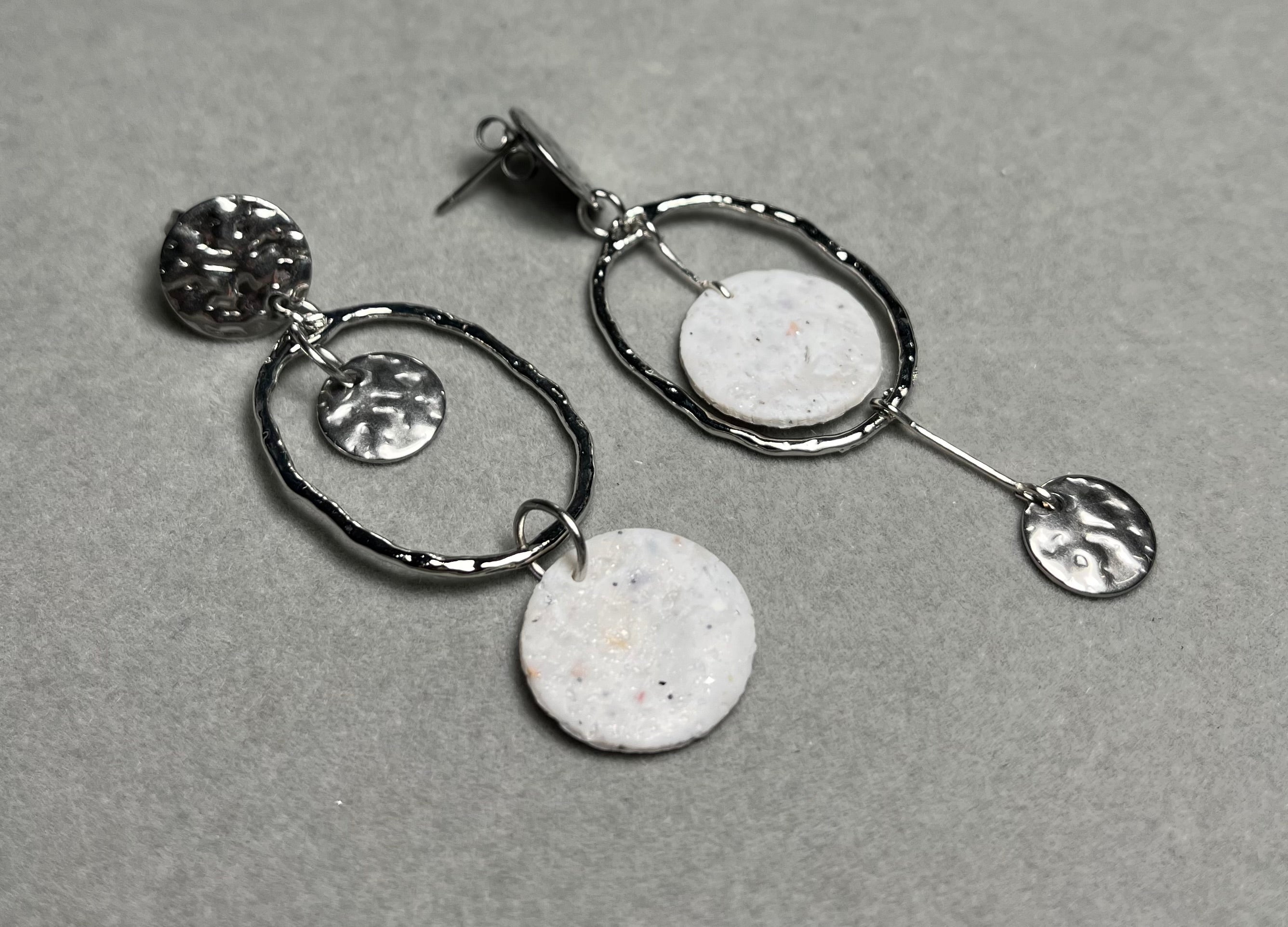 Асиметрични обици