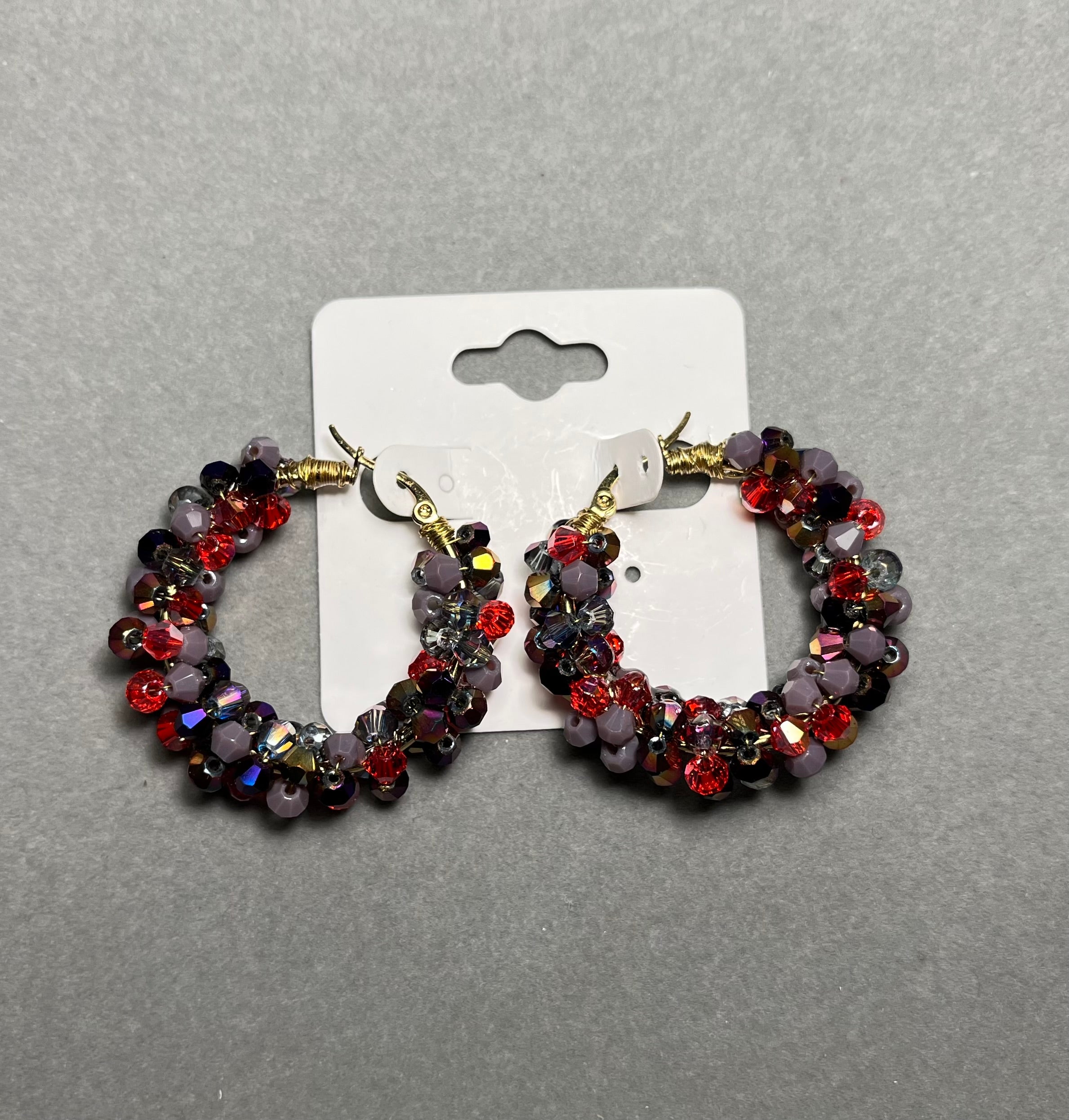 Пъстри обици