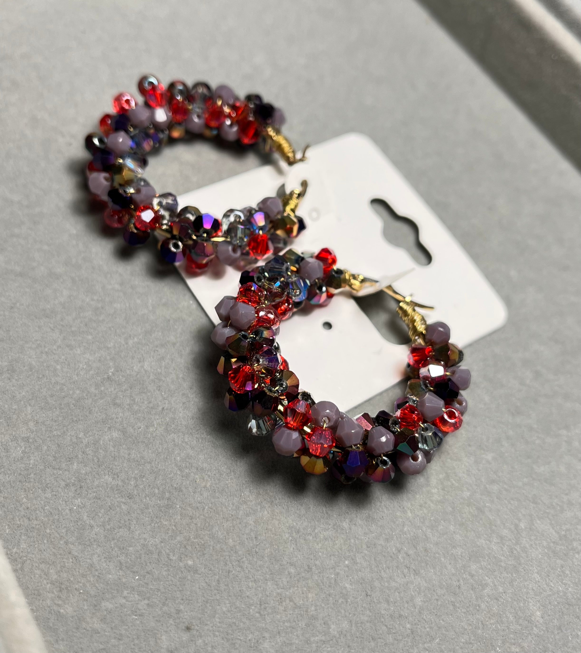 Пъстри обици