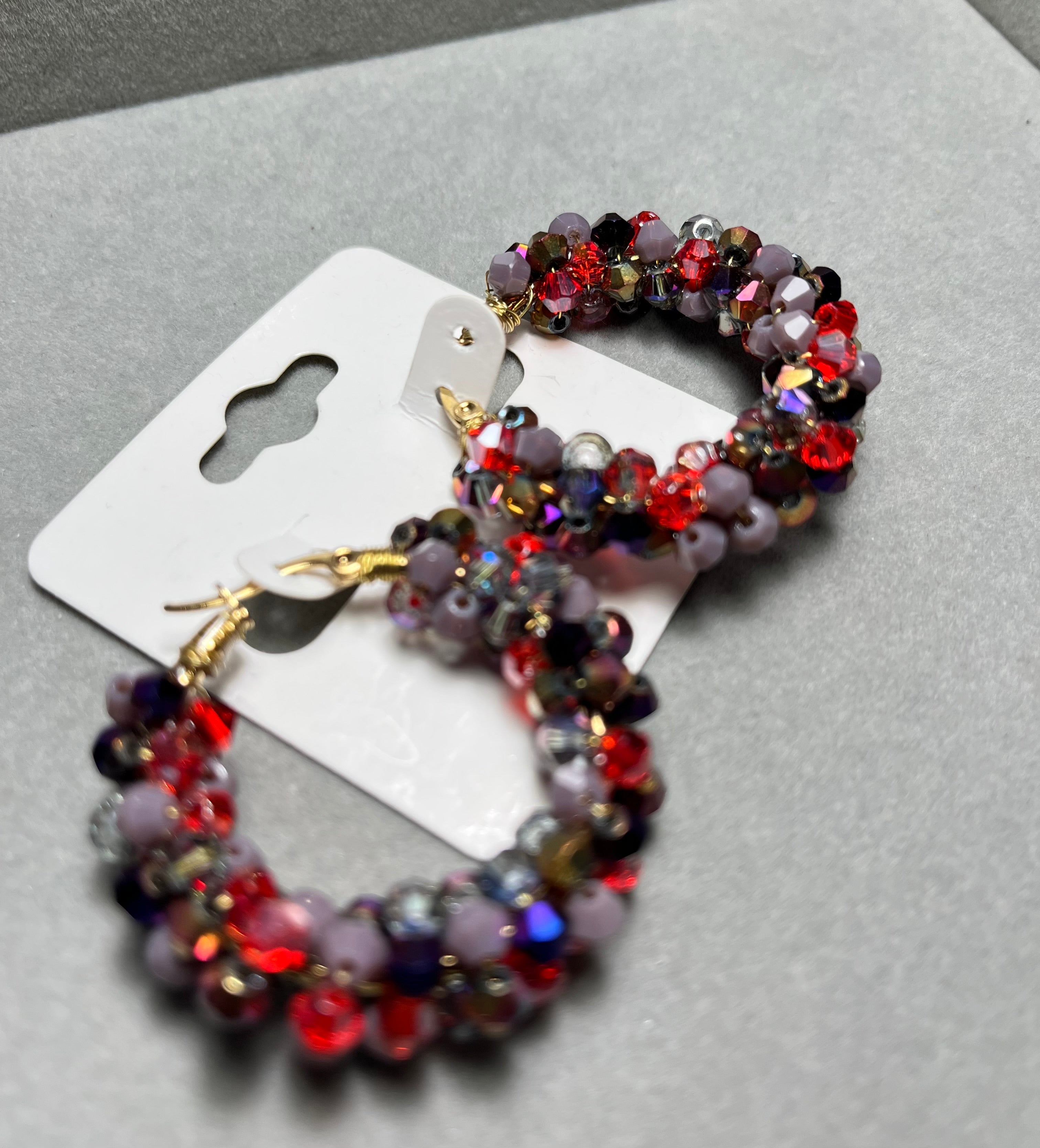 Пъстри обици