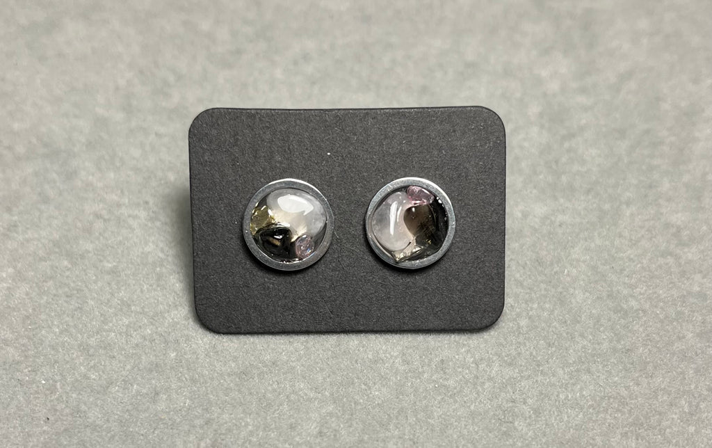 Сребристи обици на винт