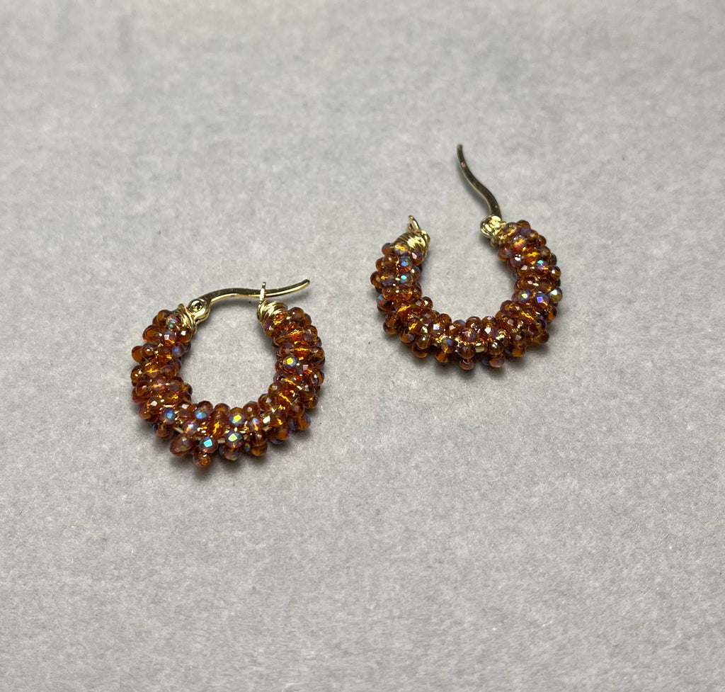 Малки есенни обици тип халка