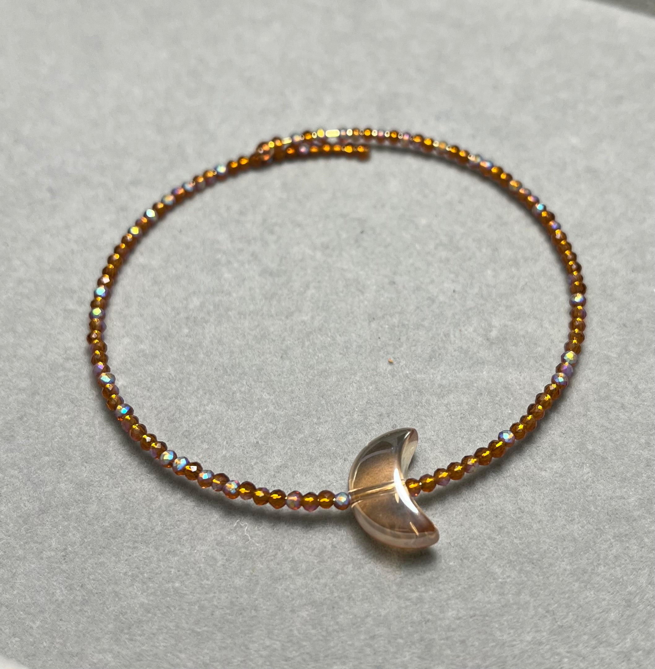 Есенна луна