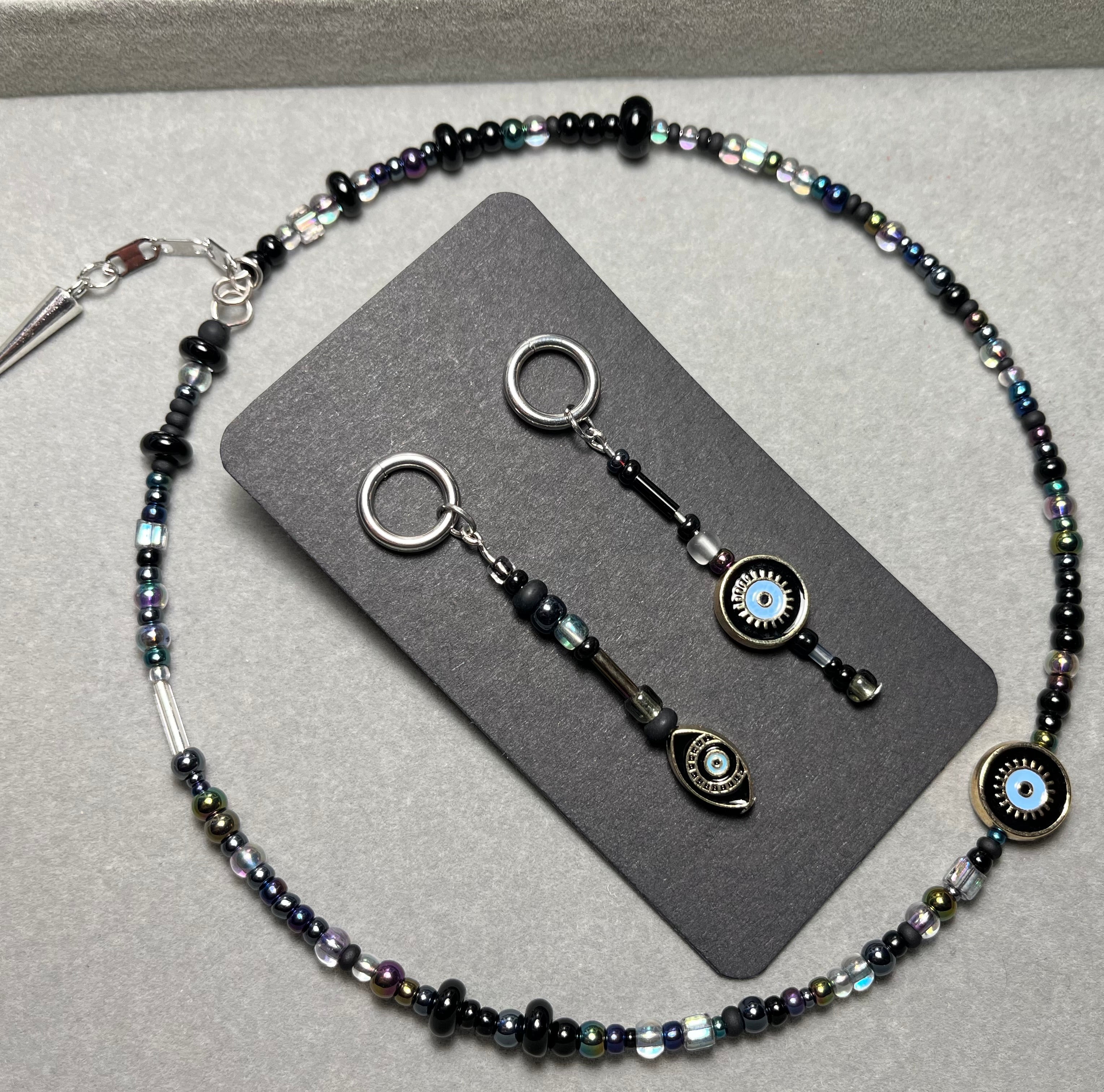 Комплект зли очи