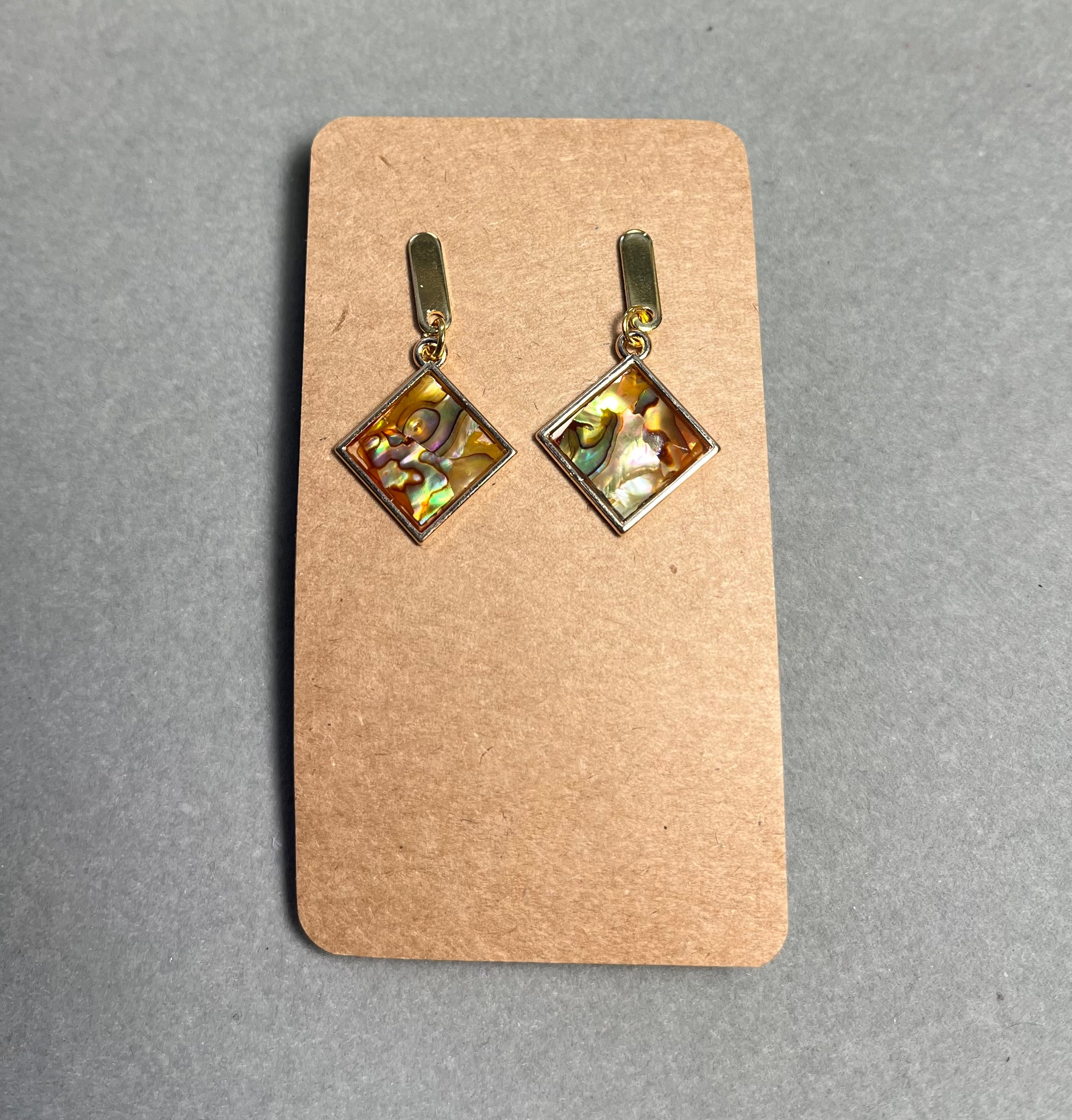 Малки есенни мидени черупки