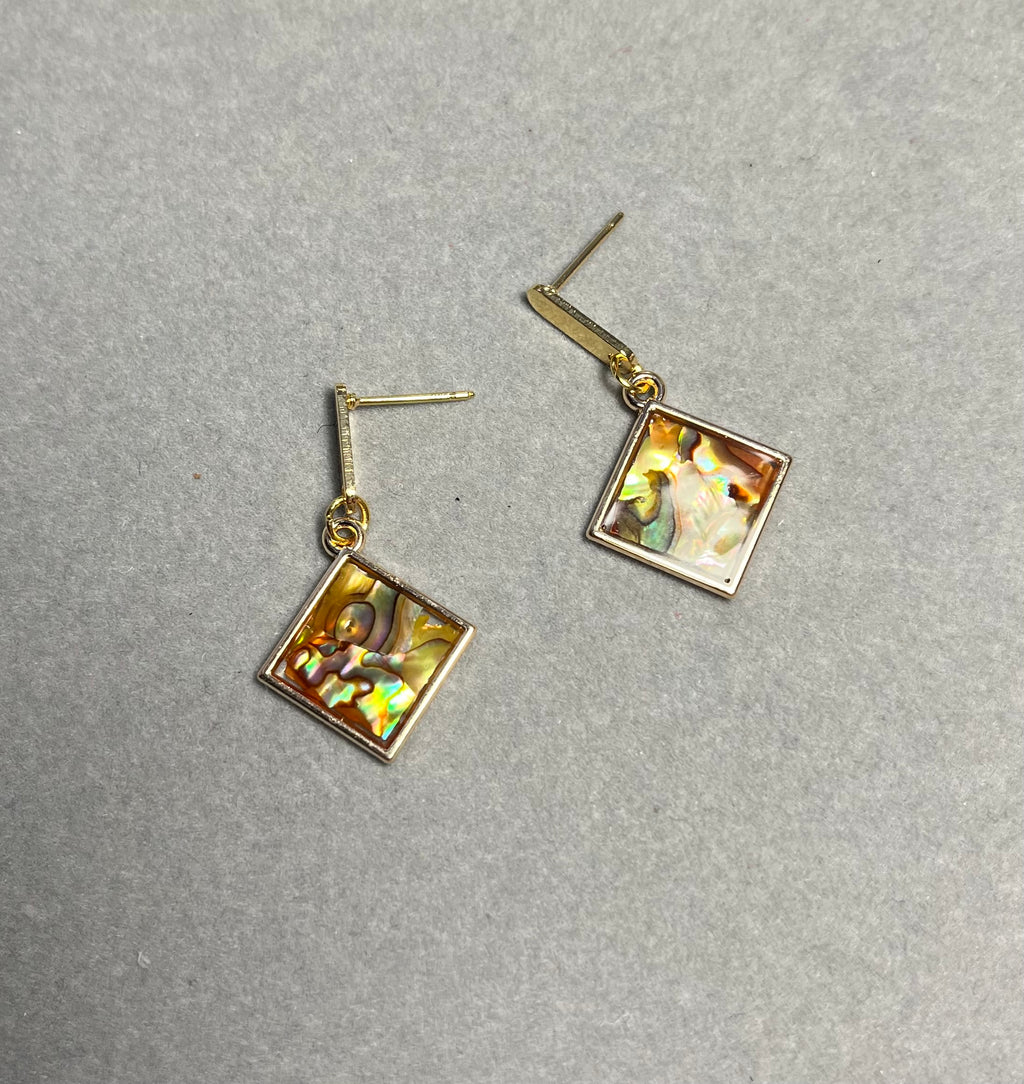 Малки есенни мидени черупки