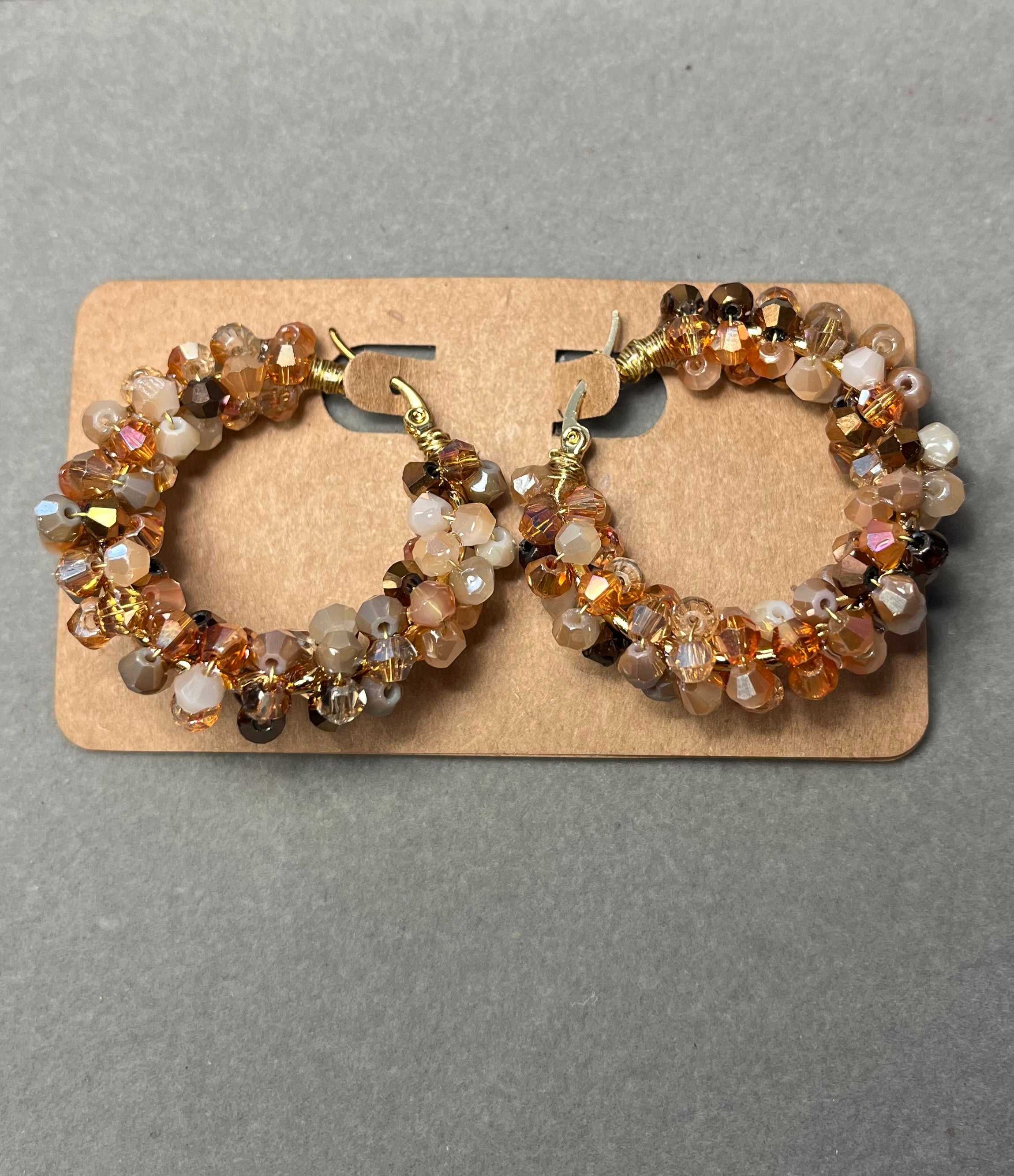 Пъстри обици