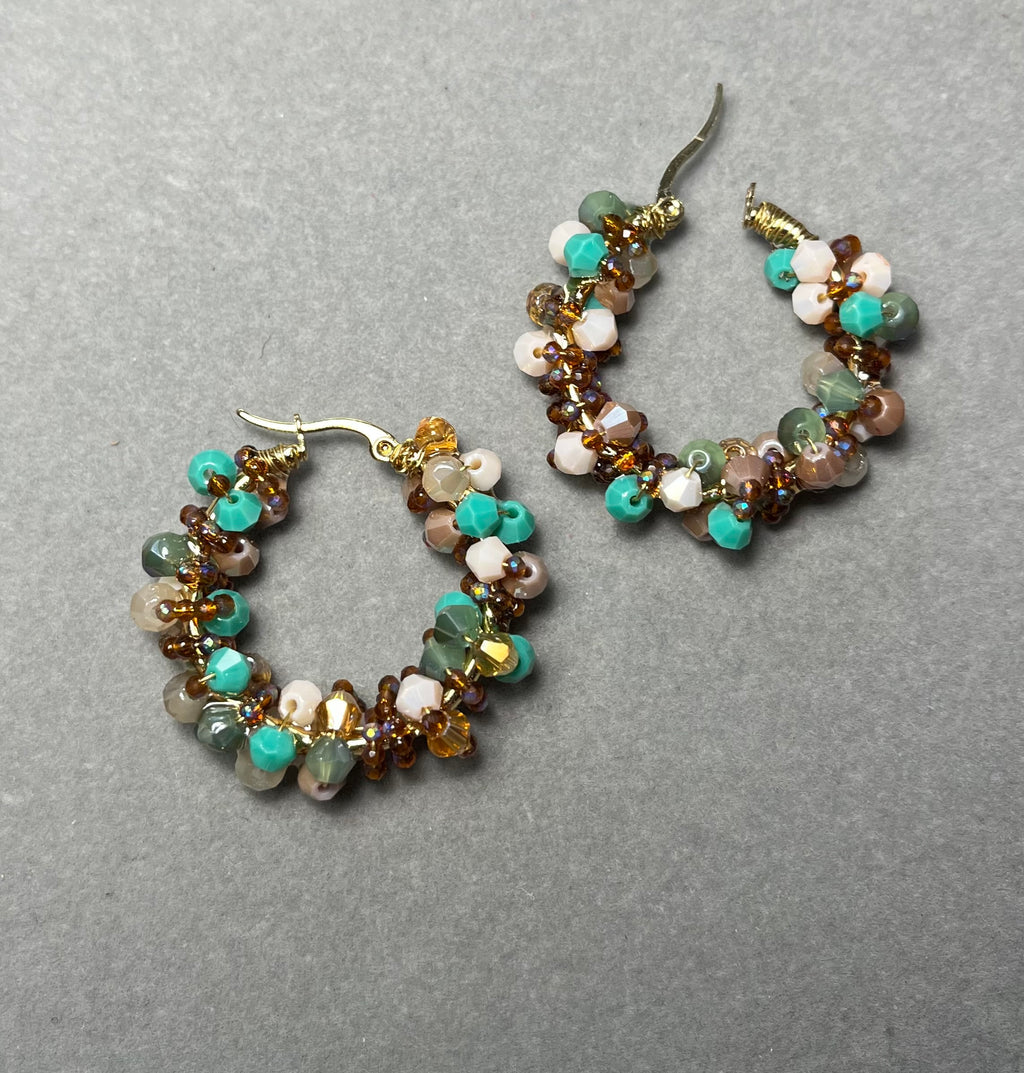 Пъстри обици