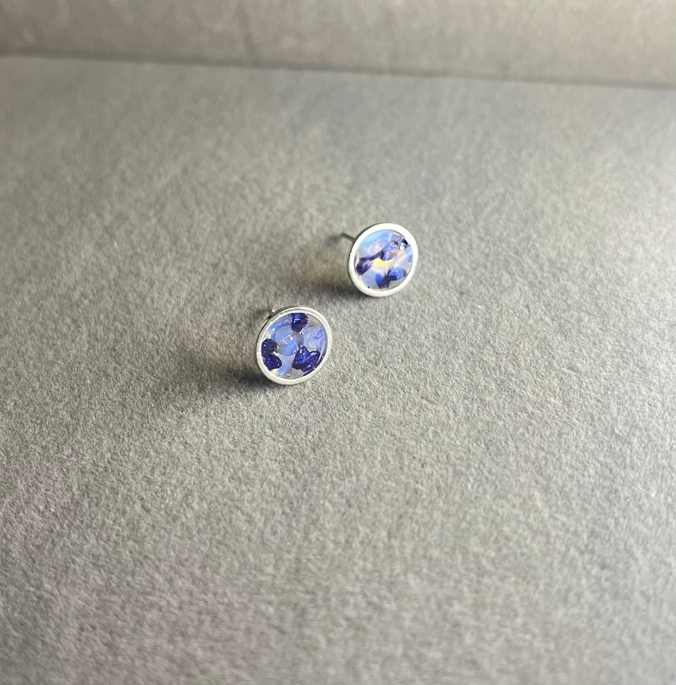 Сребристи отблясъци