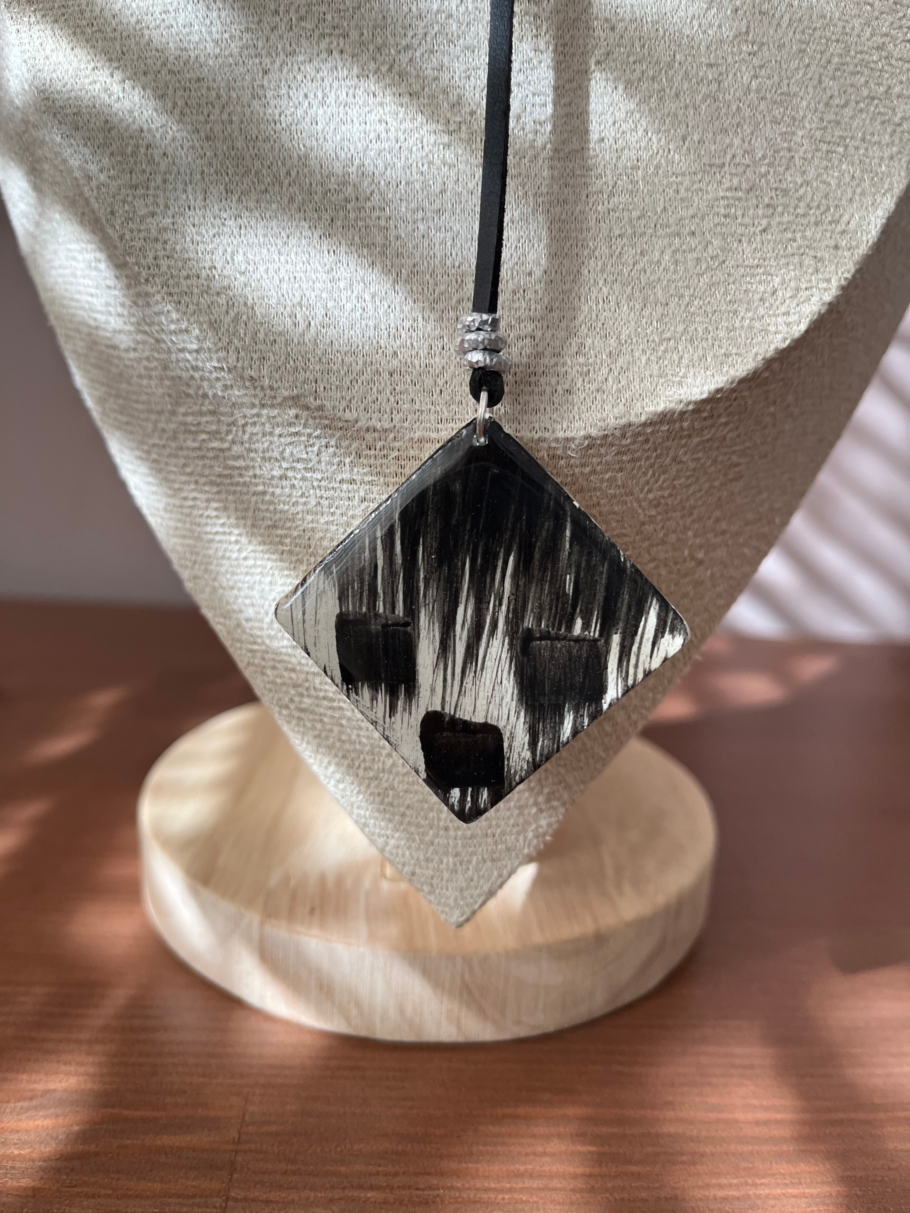 Асиметрично колие