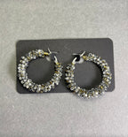 Нежно златист