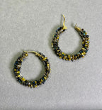 Нежно златист