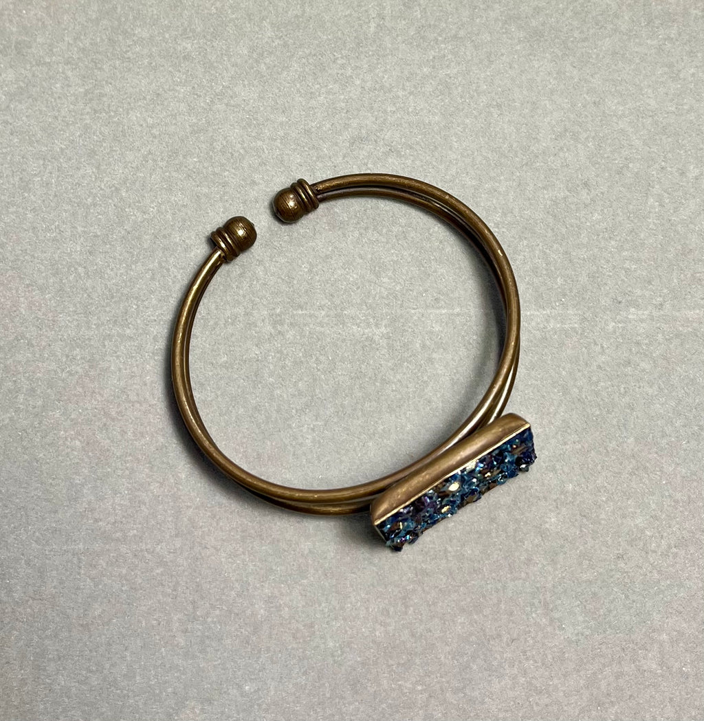 Винтидж гривна