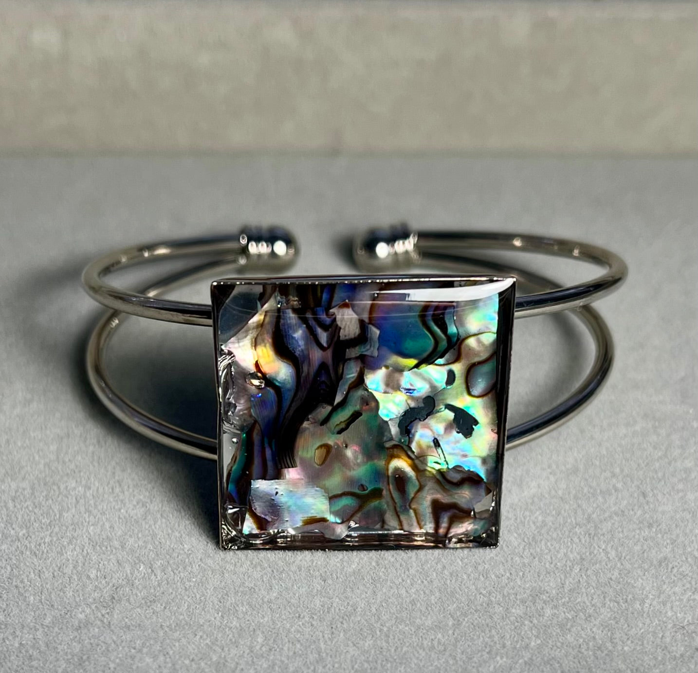 Скали и море