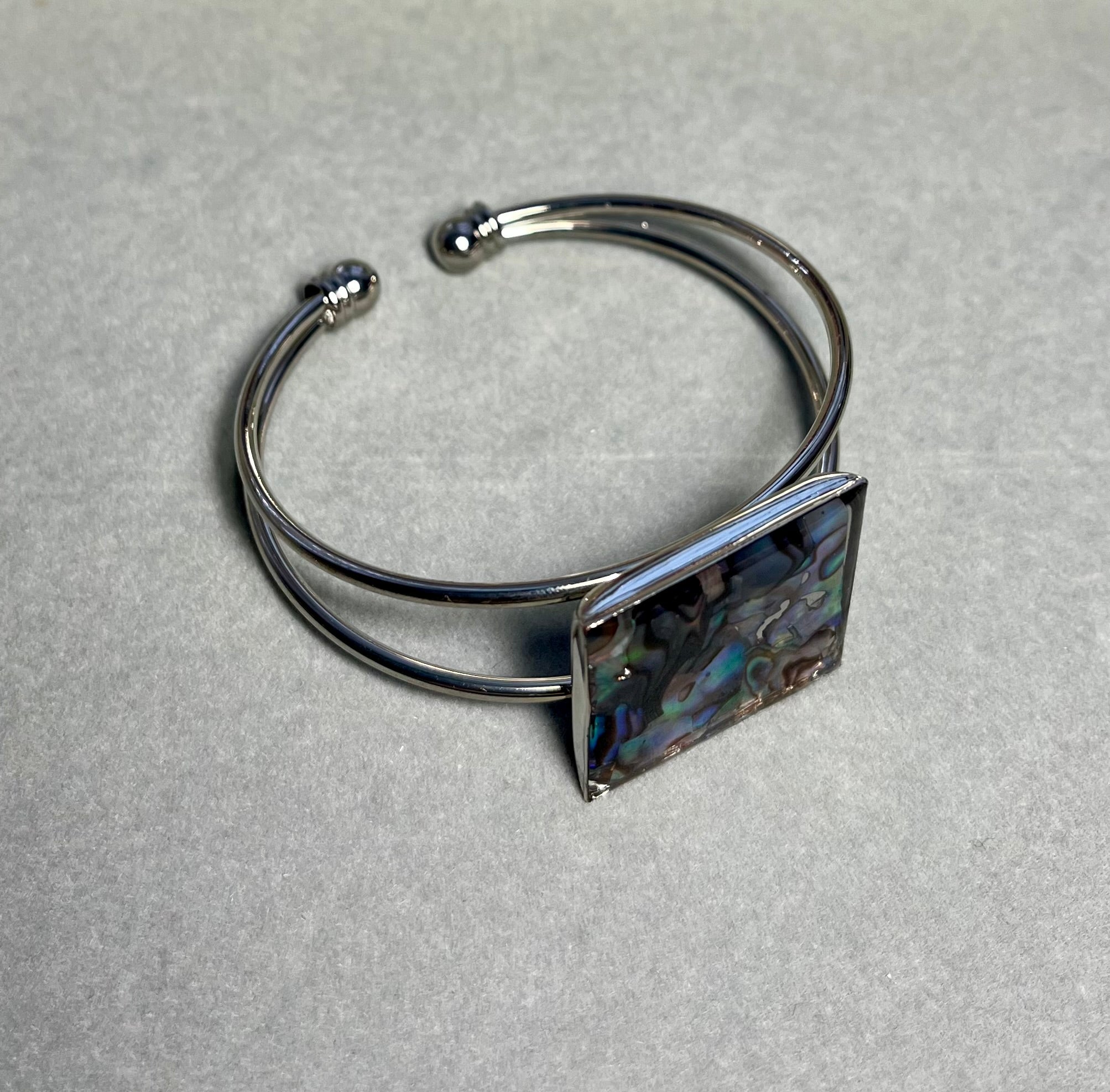 Скали и море